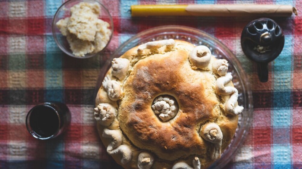 Poklon za slavu: Da li se nosi i koji je idealan 1