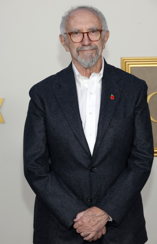 Kruna 6, poslednja sezona: Serija o kraljevskoj porodici počinje sutra i očekujte neočekivano 4 kruna