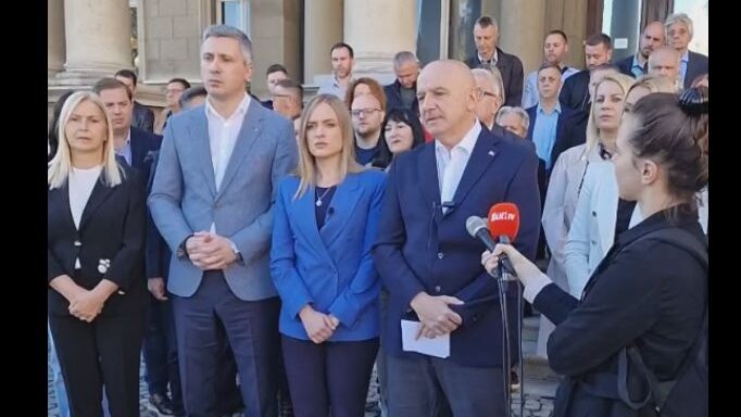Dveri i Zavetnici predstavili svog kandidata za gradonačelnika Beograda 1