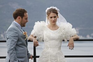 Komedija "Živi i zdravi" osvojila publiku na svetskoj premijeri u Talinu: Ovacije na festivalu Black Nights i rasprodate projekcije 2 Komedija "Živi i zdravi" osvojila publiku na svetskoj premijeri u Talinu: Ovacije na festivalu Black Nights i rasprodate projekcije 2