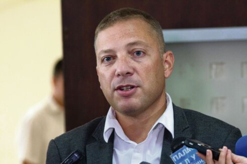 Ne sprema opozicija haos i demonstracije posle izbora, već se vlast plaši novog 5. oktobra: Izjava Ane Brnabić je klasična priča "o lopovu koji viče držte lopova" 3