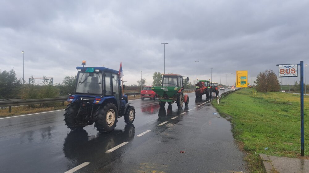U Rumuniji poljoprivrednici i prevoznici obustavili blokadu posle najave dogovora sa vladom 1