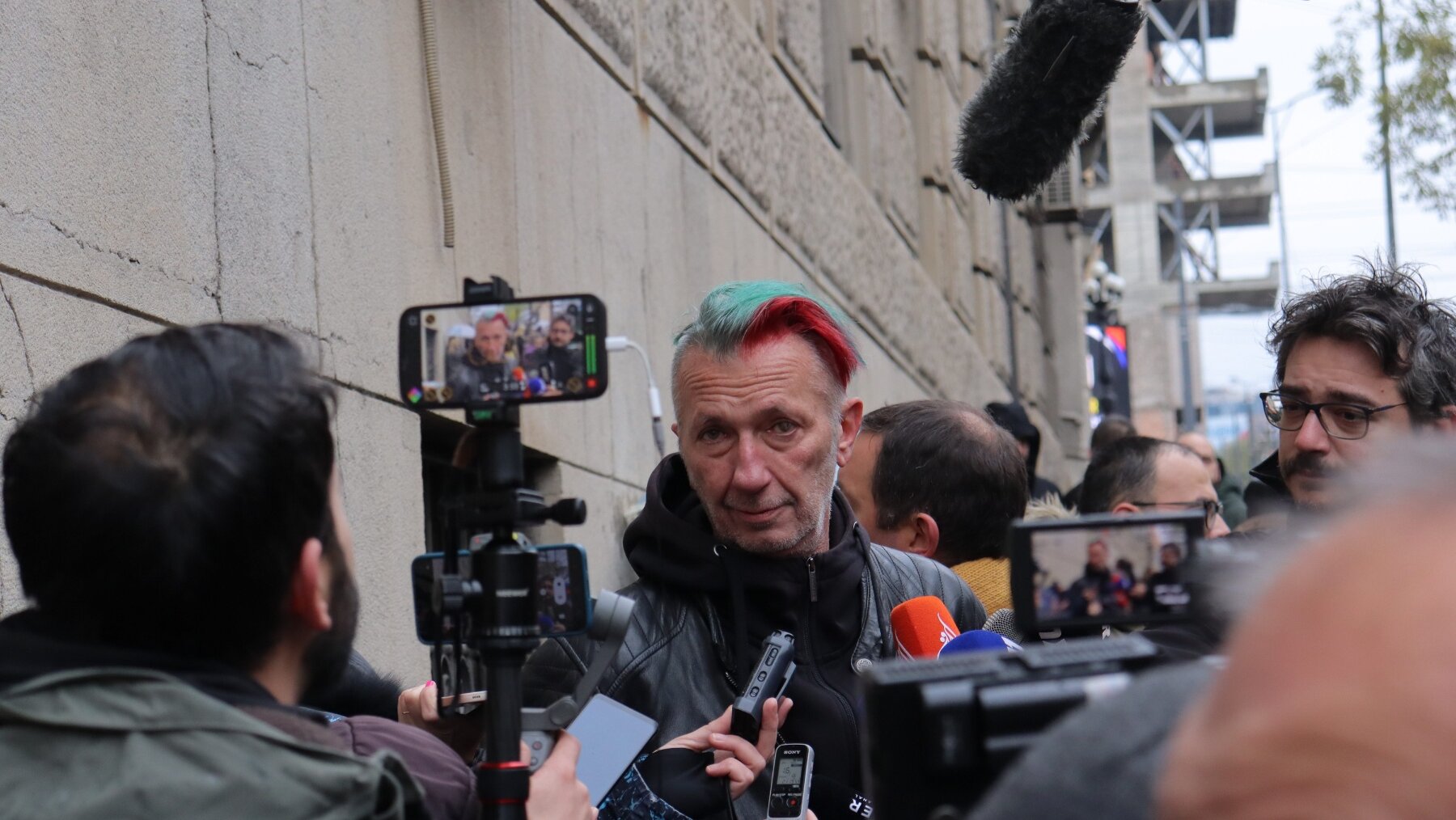 Roditelji ubijene dece u Ribnikaru Roditelji ubijene dece u Ribnikaru