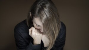 U Srbiji svaka peta mlada osoba, uzrasta od osam do 19 godina, ispunjava kriterijum za dijagnostiku barem jednog psihijatrijskog poremećaja, pokazali su rezultati istraživanja koje je sproveo Centar za mlade.