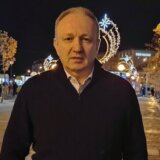 Oni iz „meklarena” optužuju poštare u „dačijama”: Dragan Đilas na skupu Srbija protiv nasilja u Kragujevcu 1