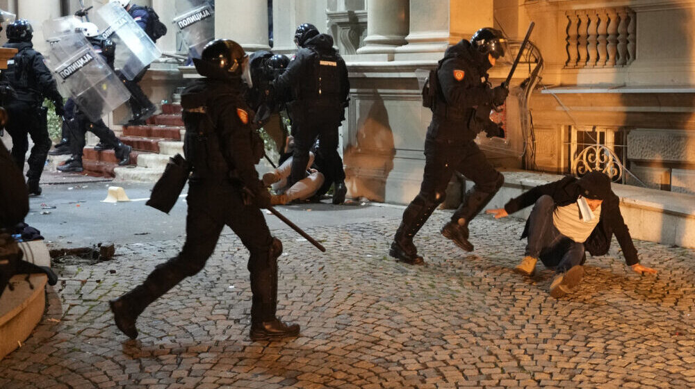 Pritvor do 30 dana za četvoro učesnika protesta, sedmoro se nagodilo sa tužilaštvom 1