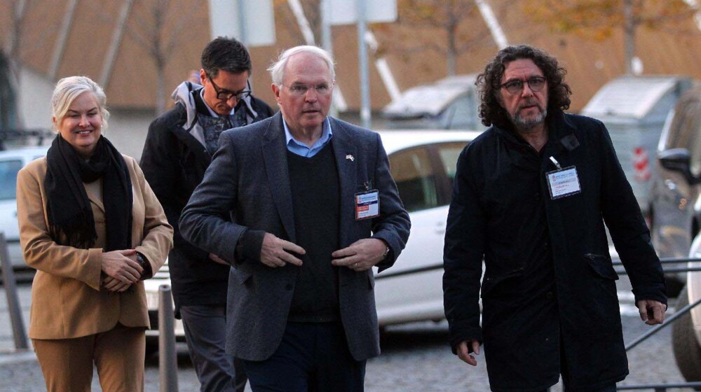 Prvi put od dolaska SNS na vlast međunarodna zajednica na izbore u Srbiji reaguje upozorenjima: Da li je Vučić poranio sa proglašenjem totalne pobede? 1