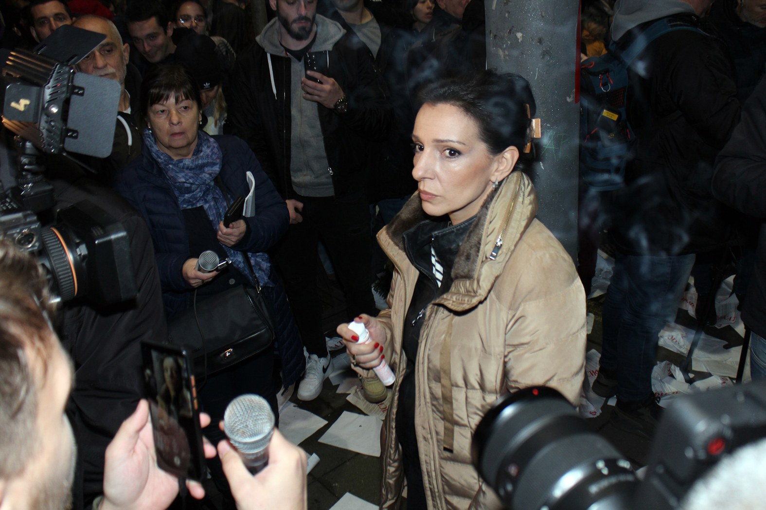 RIK “Milošević je pao kad je pokrao izbore”: Kako regionalni mediji pišu o protestima srpske opozicije i građana ispred RIK-a? 2