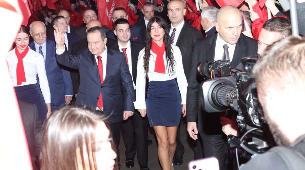 SNS i SPS: Pet ministara sa Zoranom Bakijem Anđelkovićem ili bez? 1