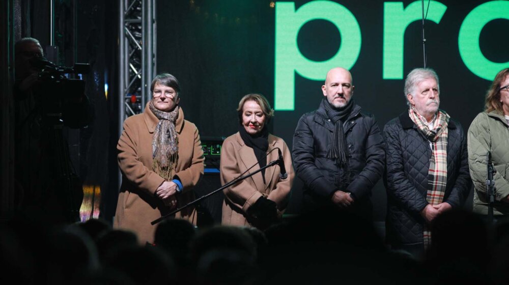 Grupa ProGlas video porukom poziva na protestni skup kod Terazijske česme u subotu 1