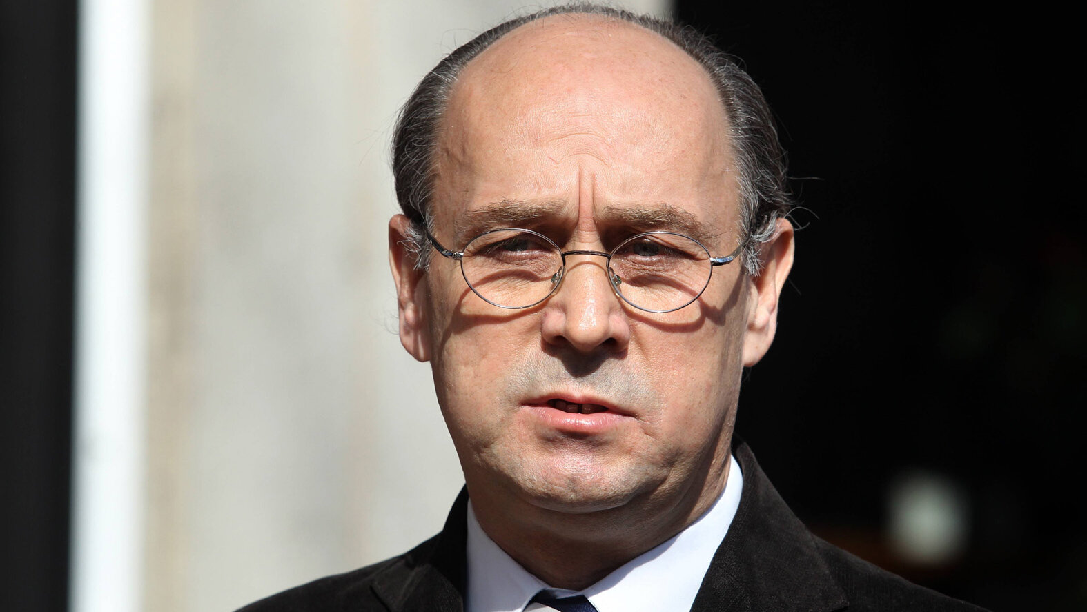 “Bogoljub Karić bi mogao da otkupi Pink i Informer, a onda da ih ugasi”: O najavi da se BK televizija ponovo vraća u Srbiju 2