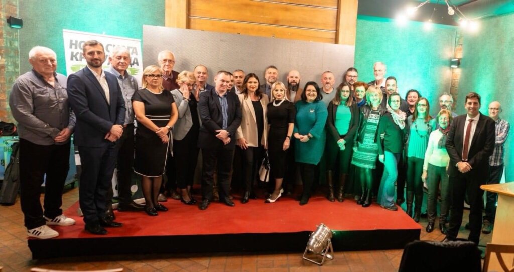 Bez ikakve saradnje sa SNS-om: Poruka kragujevačkih opozicionih lista 6