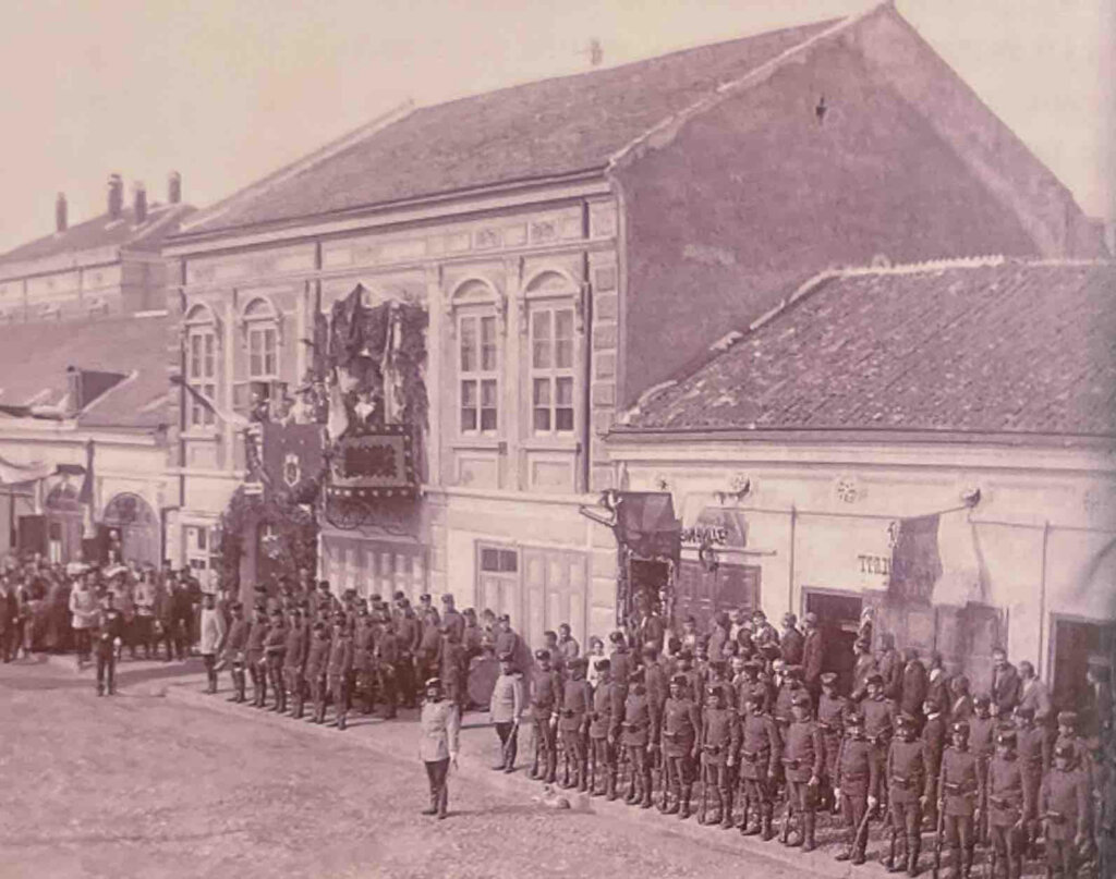 Metresa koja je postala supruga, jedina kraljica građanka i Srpkinja: Ko je bila Draga Lunjevica Mašin Obrenović? 7