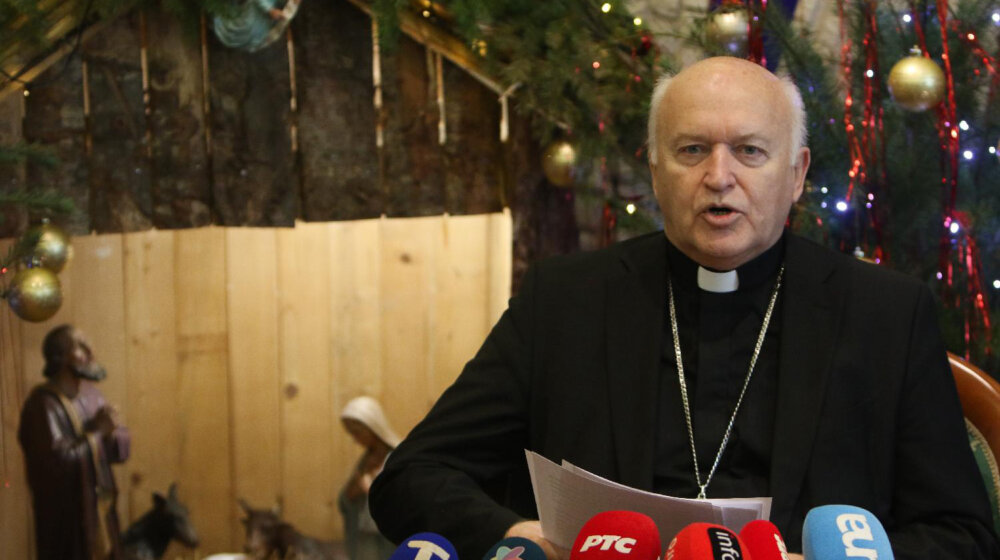 U Srbiji danas postoji veća otvorenost za papinu posetu: Povodom Božića po gregorijanskom kalendaru za Danas govori nadbiskup beogradski Ladislav Nemet 1