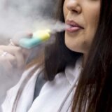 Mrtvo slovo na papiru: Maloletnici bez problema kupuju vejp 2