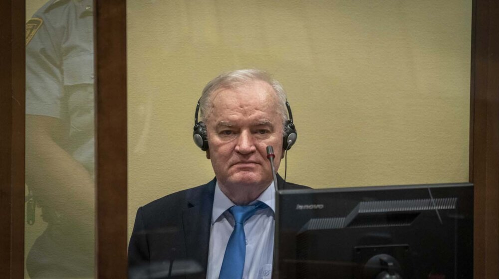 Završeni pregledi Ratka Mladića u Hagu, slede analize 11