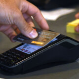 Da li je bolje plaćati kešom ili karticom, i zbog čega? 5