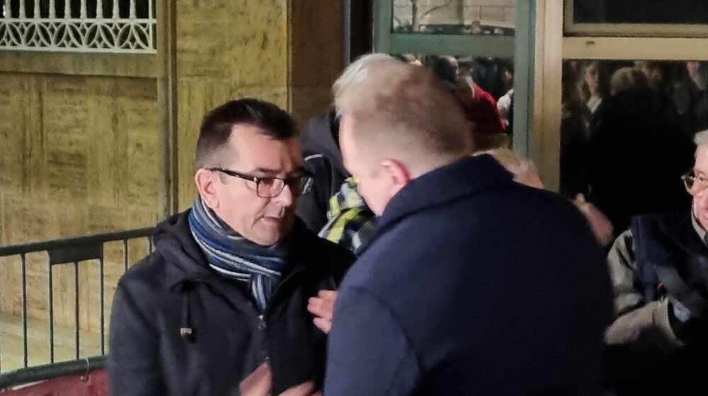 Zašto je Đilas za mirne proteste? 1