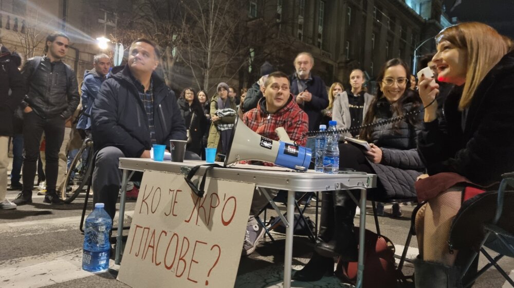 Zoran Gavrilović na tribini "Ko je ukr'o glasove": Ovde se ne krade samo na dan izbora, nego i pre izbora, krađa je permanentna i kroz medije 1