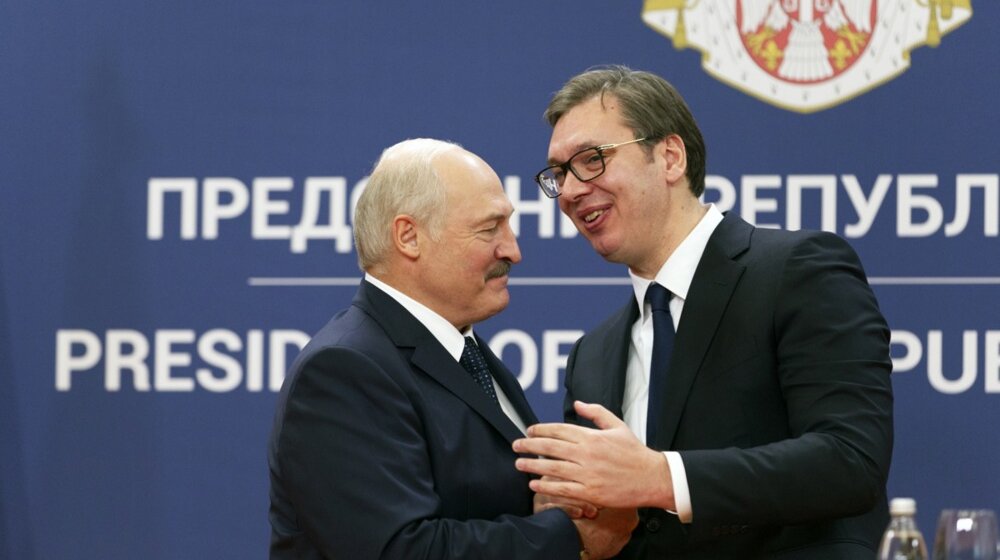 "Vučić razgovarao sa prijateljem Lukašenkom, pozvao ga u Srbiju": Ruske RIA Novosti o susretu predsednika Srbije i Belorusije 1