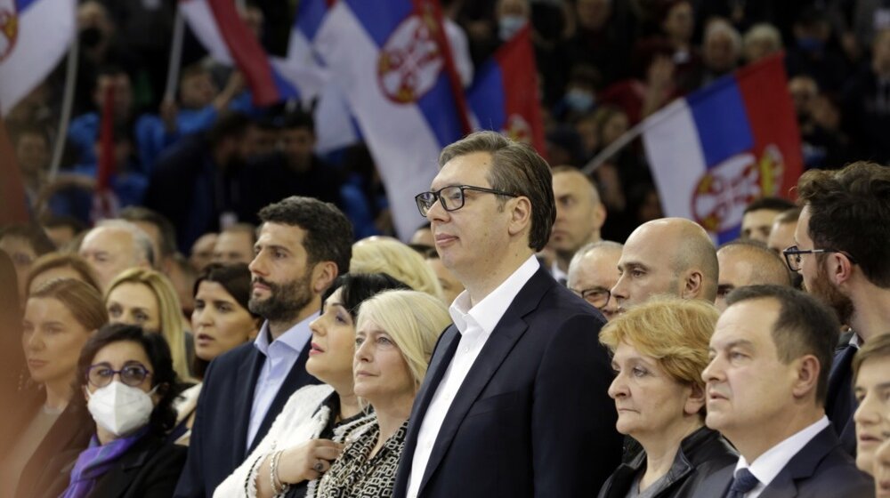 "U Srbiji se pojavila jaka opozicija, dva scenarija za ishod izbora": Ruski politikolog o predstojećem glasanju 1