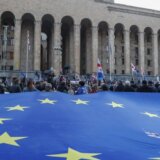 Gruzijci na ulicama slave što im je zemlja postala kandidat za prijem u EU 12