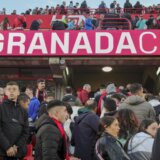 Meč između Granade i Atletik Bilbaa prekinut zbog smrti navijača na tribinama stadiona 9