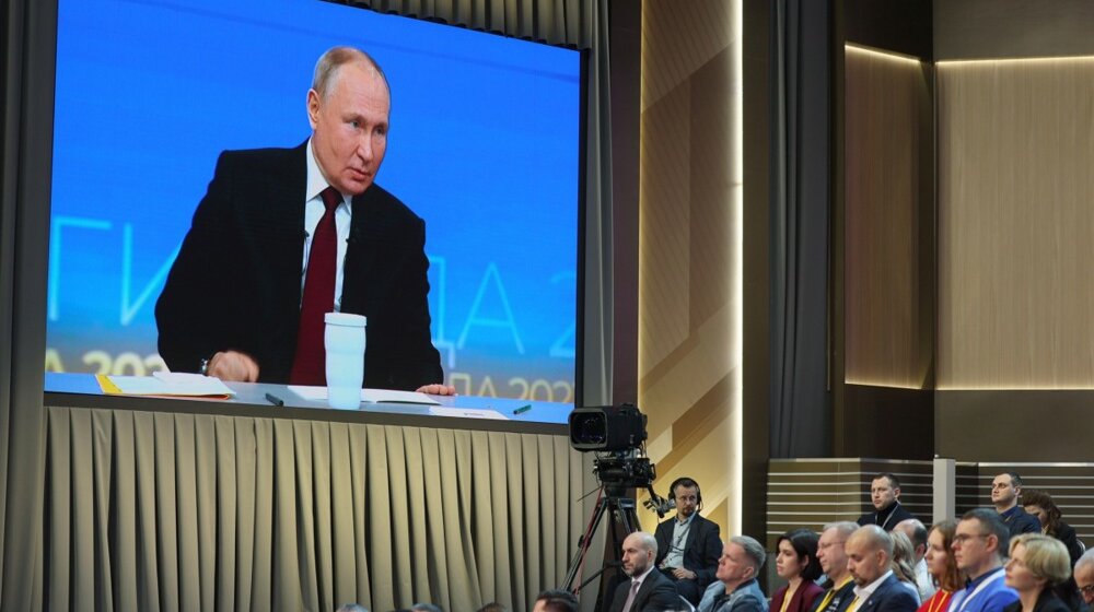 "Nisam čak ni gledala šefov govor, samo sam čula vic o jajima": Analiza The Moscow times o Putinovoj maratonskoj konferenciji 1