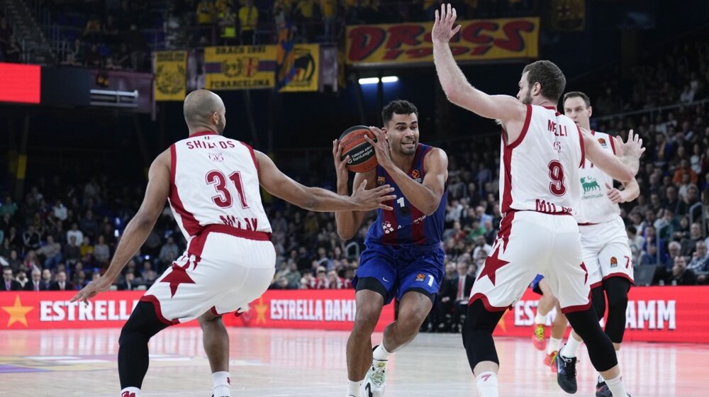 Veče iznenađenja u Evroligi: Valensija srušila Olimpijakos, Armani porazio Barselonu 1