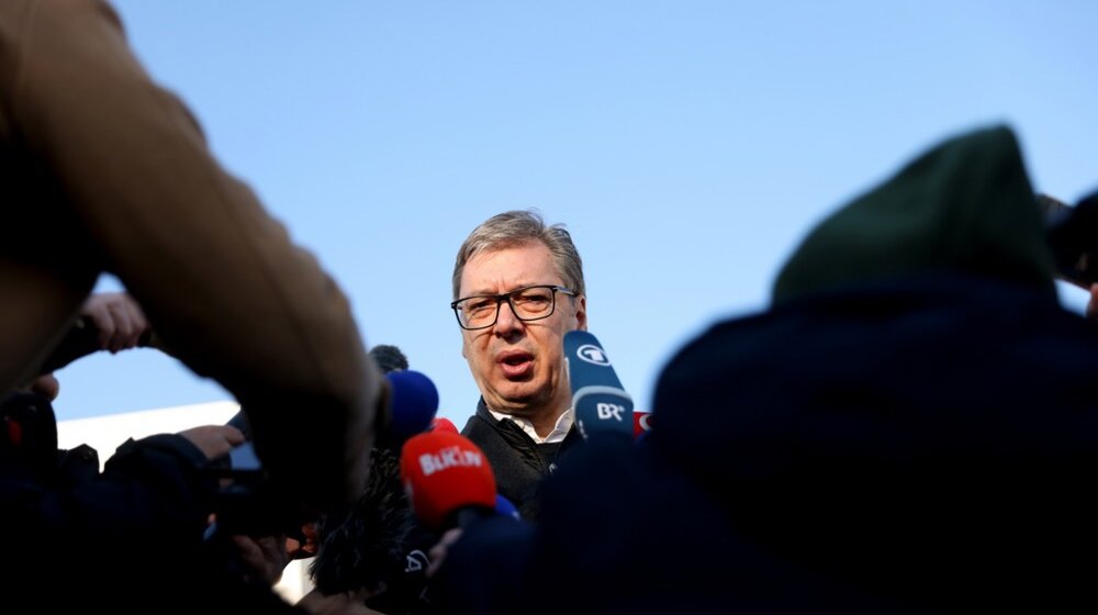 "Vučić odbija da popusti i zahvaljuje Moskvi": Šta nemački mediji pišu o dešavanjima u Srbiji 1