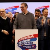 "Uprkos nepravilnostima vladajući populisti ubedljivo prvi": Britanski Gardijan o rezultatima izbora u Srbiji 12