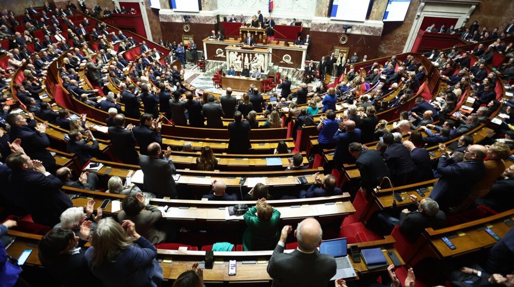 Zakon o imigraciji uvod u rekonstrukciju vlade Francuske? :"Pirova pobeda" Makrona u parlamentu 1