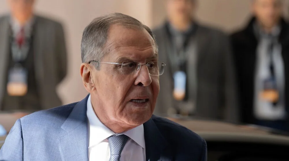 Lavrov: Mirovni plan kakav predlaže Ukrajina - besmislen 9