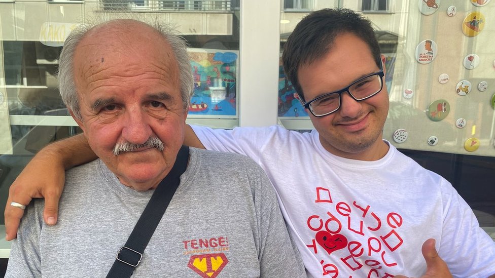 Invaliditet i mladi: Šta im donosi kraj školovanja u Srbiji 3 foto