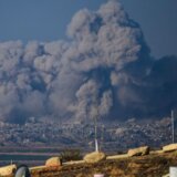 Izrael i Palestinci: Neprijateljstva nastavljena posle sedmodnevnog primirja, izraelska vojska gađala i jug Pojasa Gaze 5