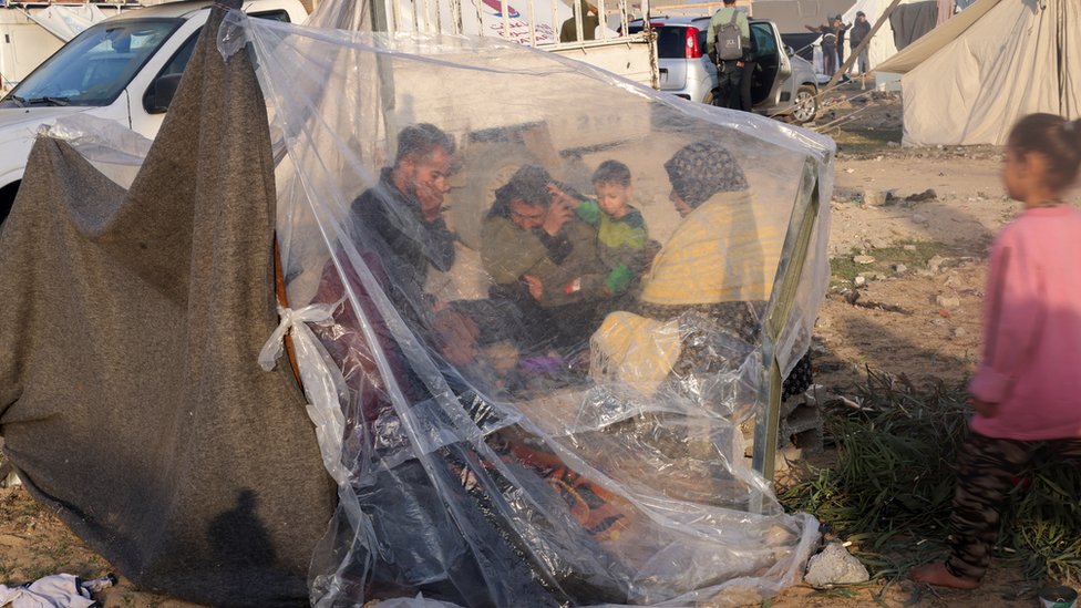 Izrael i Palestinci: Izraelska vojska nemilosrdno napada Pojas Gaze, hiljade raseljenih nemaju šta da jedu 1 Gaza, Palestinci, šatori u Gazi