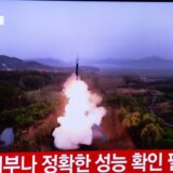 Severna Koreja: Pjongjang ispalio najmoćniju raketu dugog dometa posle sastanka Južne Koreje i SAD 5