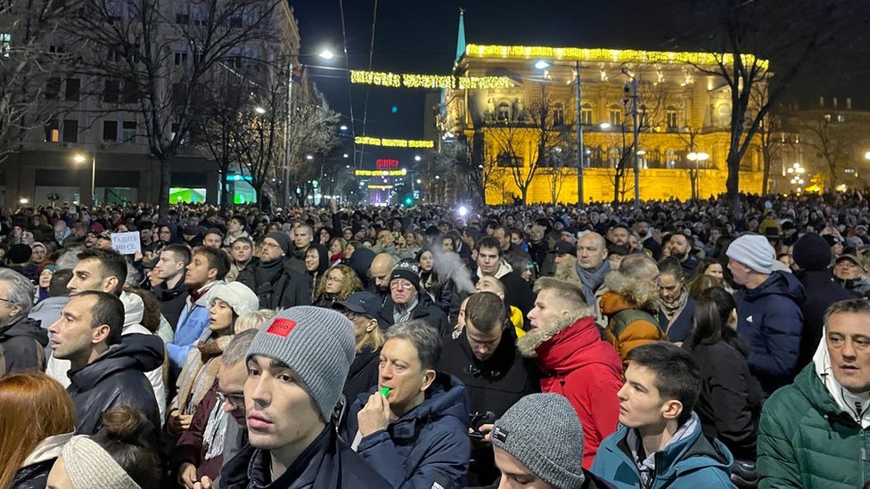 Protest opozicije ispred RIK-a
