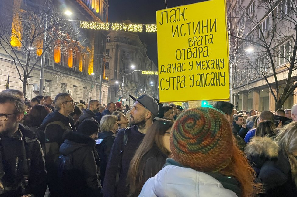 Izbori u Srbiji: Zahteva se puštanje uhapšenih, od štrajka glađu opozicionari ne odustaju 3 Transparent