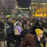 Izbori u Srbiji: Posle blokade studenata, počeo protest opozicije ispred Republičke izborne komisije 5