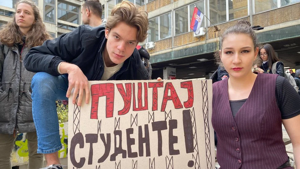 Izbori u Srbiji: Studenti nastavili protest, najavljuju celodnevne blokade 1 Studenti