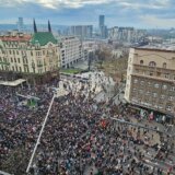 Izbori u Srbiji: Hiljade ljudi na protestu inicijative ProGlas 15