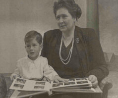 Na venčanju pomilovala atentatora svog muža, ali u politiku se nikada nije "uplitala": Ko je bila Marija Hoencolern-Zigmaringen? 16