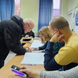 Sva biračka mesta u Nišu otvorena na vreme 13