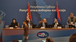 Kako izgleda novinarsko izveštavanje sa jedne sednice RIK-a? (FOTO) 2