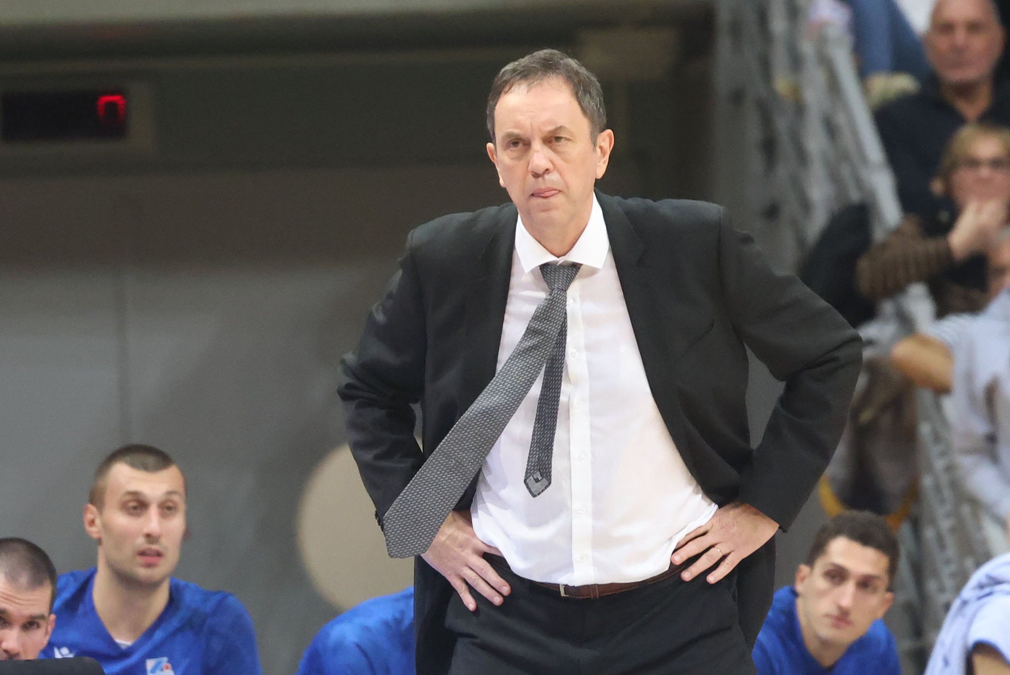 Košarkaš koji je Željku Obradoviću rekao "hvala, ne": Ko je Luka Božić, jedini vlasnik dvostrukog tripl-dabla u analima ABA lige 2 Košarkaš koji je Željku Obradoviću rekao "hvala, ne": Ko je Luka Božić, jedini vlasnik dvostrukog tripl-dabla u analima ABA lige 2