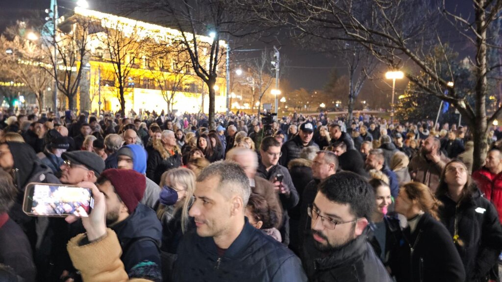 Kako je izgledao deveti protest koalicije „Srbija protiv nasilja“ u slikama (FOTO) 22