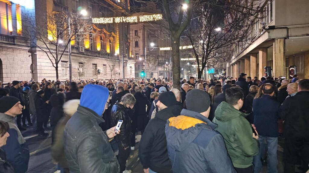 Kako je izgledao deveti protest koalicije „Srbija protiv nasilja“ u slikama (FOTO) 20