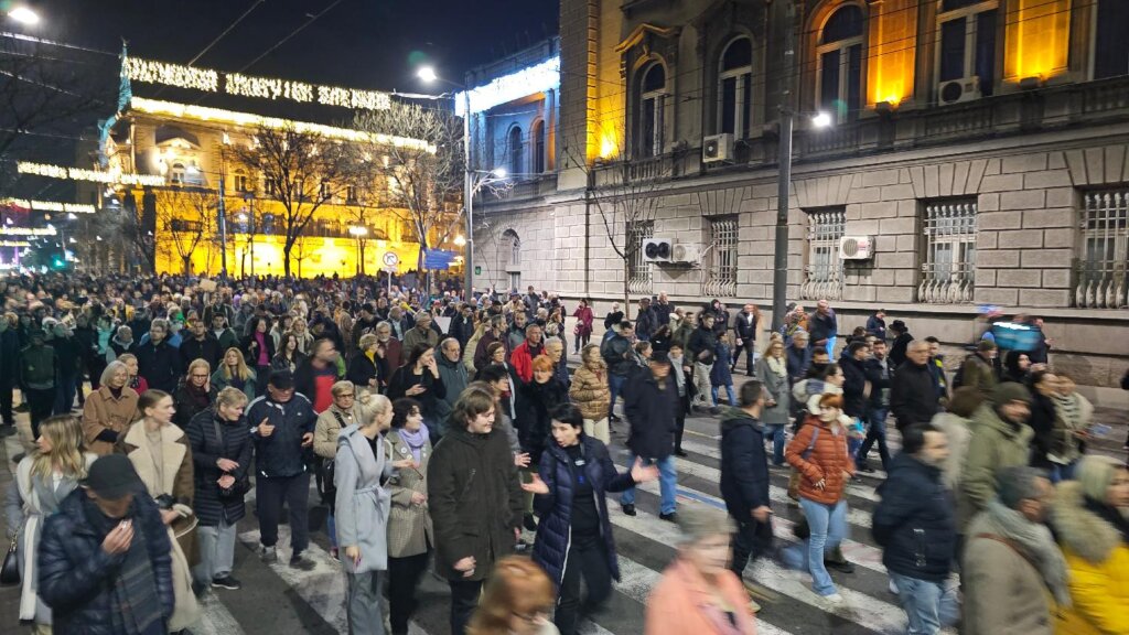 Kako je izgledao deveti protest koalicije „Srbija protiv nasilja“ u slikama (FOTO) 25