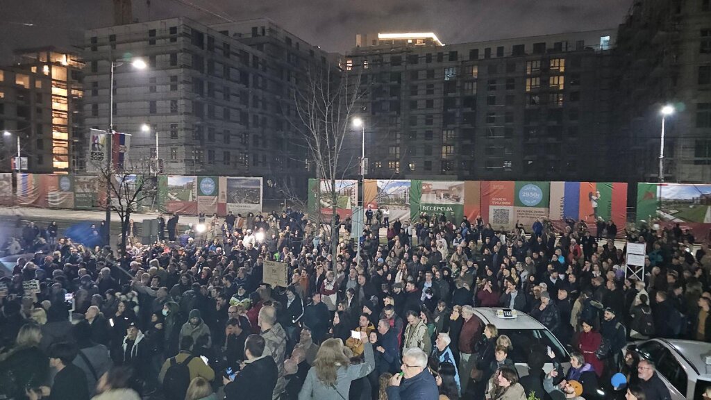 Kako je izgledao deveti protest koalicije „Srbija protiv nasilja“ u slikama (FOTO) 26